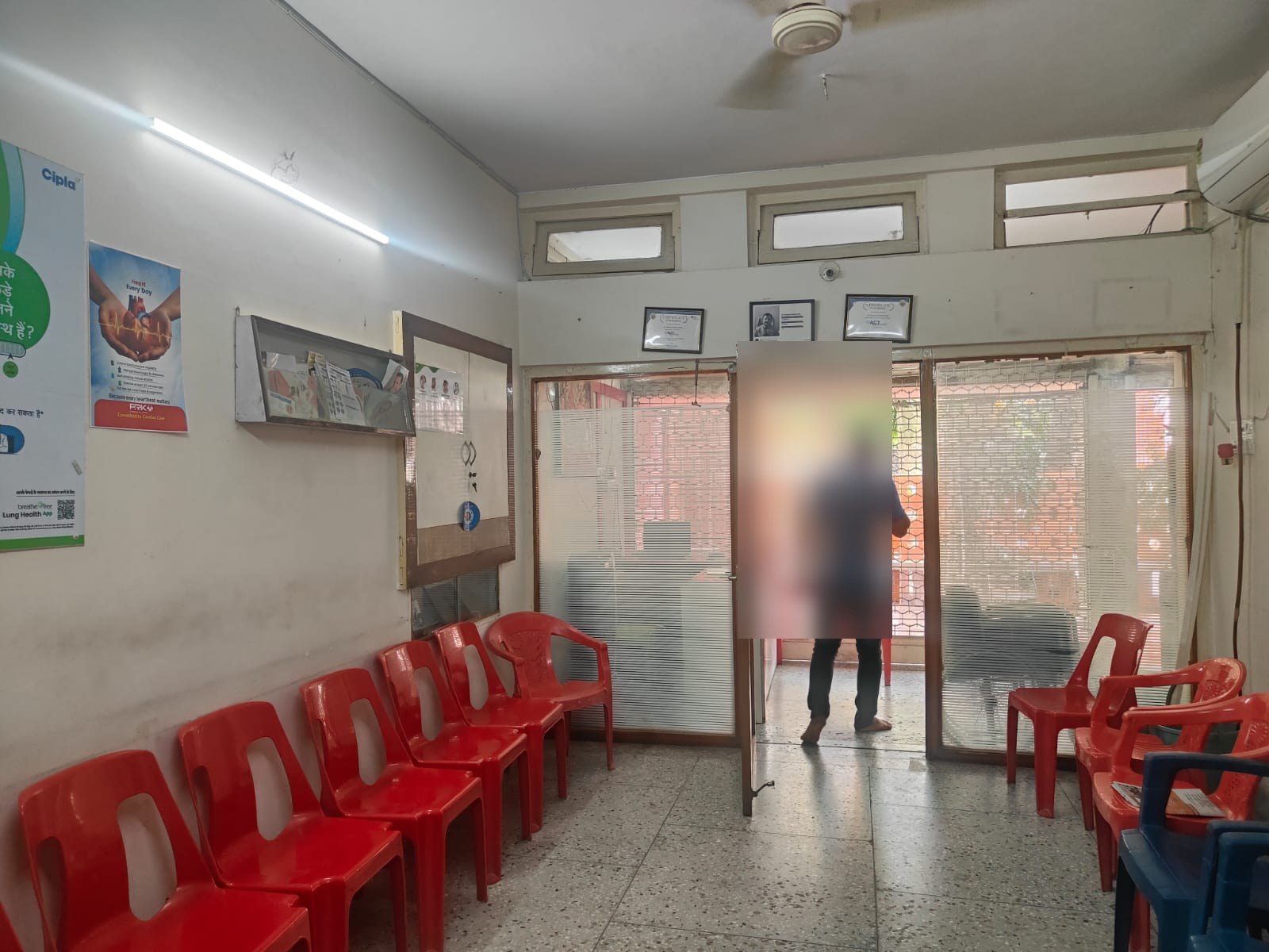 Patient waiting area at Spandan Heart and Medicare Clinic