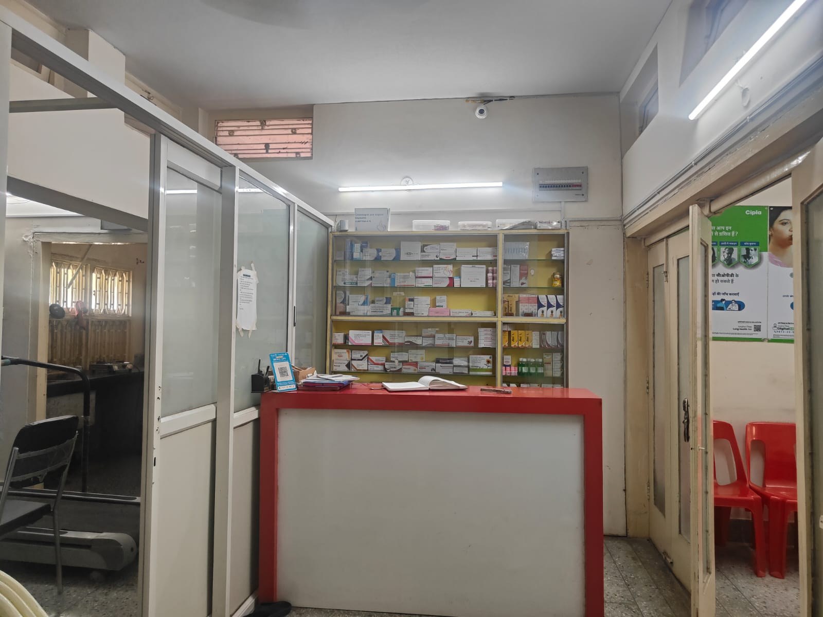 In-clinic pharmacy support at Spandan Heart and Medicare Clinic